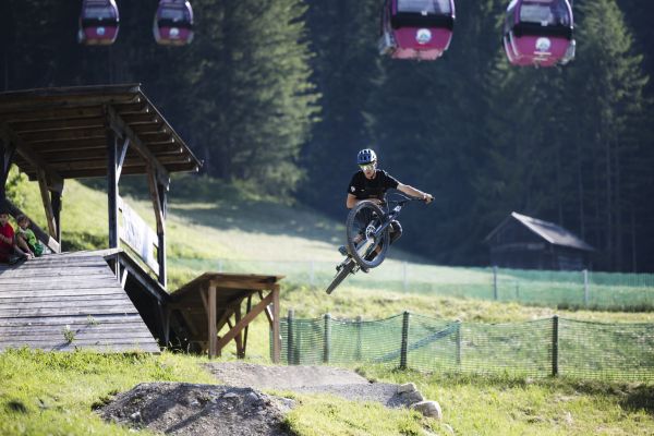 Skillarea Lermoos 16